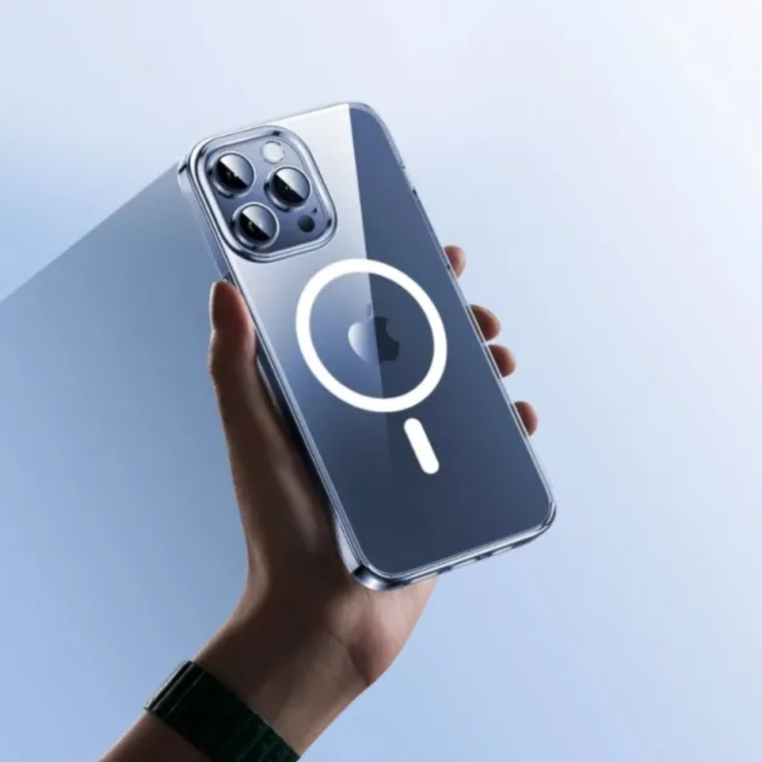 iPhone 15 Pro Clear Magnetic Phone Case